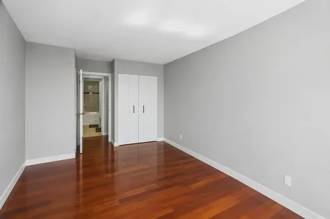 5415 North Sheridan Road Chicago IL 60640
