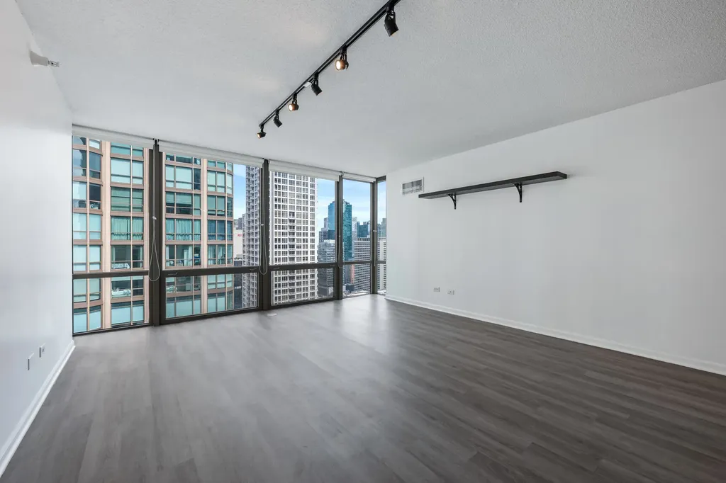 2 East Erie Street Chicago IL 60611