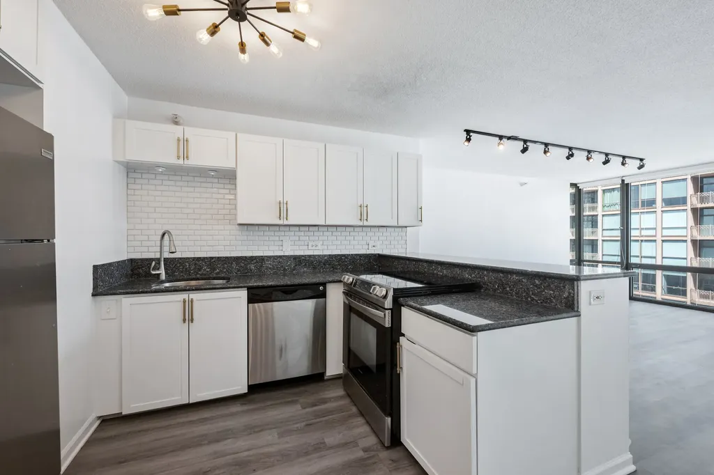 2 East Erie Street Chicago IL 60611