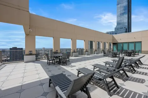 2 East Erie Street Chicago IL 60611