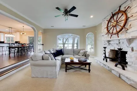 605 Lake Shore Boulevard Wauconda IL 60084
