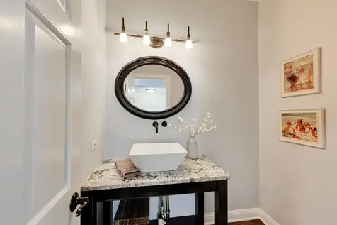 605 Lake Shore Boulevard Wauconda IL 60084