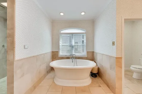 605 Lake Shore Boulevard Wauconda IL 60084