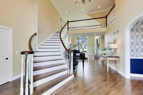 605 Lake Shore Boulevard Wauconda IL 60084
