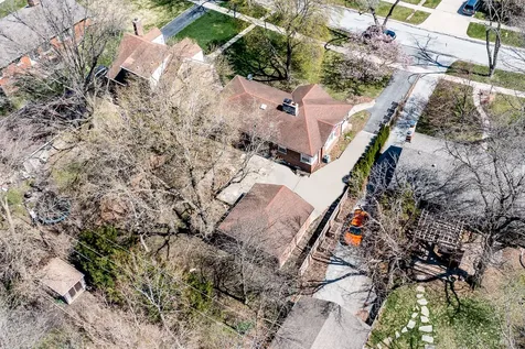 618 Dundee Avenue Flossmoor IL 60422