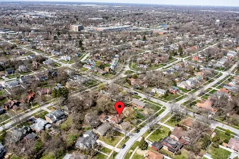 618 Dundee Avenue Flossmoor IL 60422