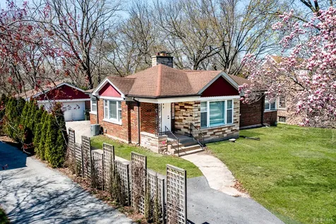 618 Dundee Avenue Flossmoor IL 60422