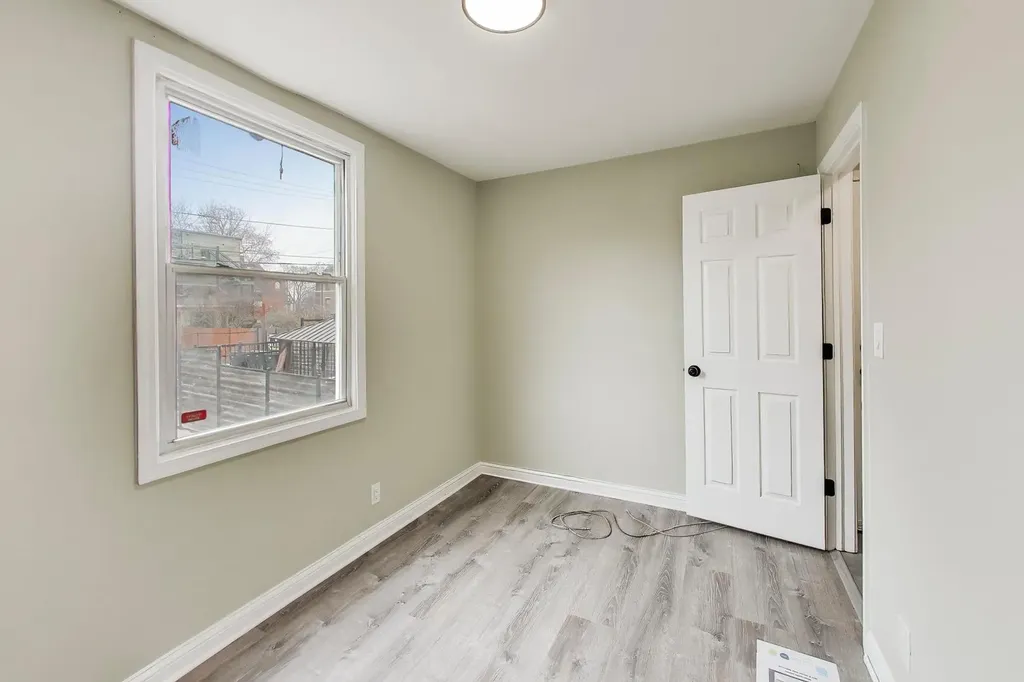 4330 South Langley Avenue Chicago IL 60653