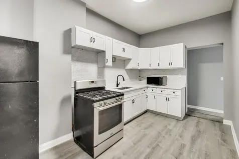 4330 South Langley Avenue Chicago IL 60653
