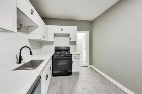 4330 South Langley Avenue Chicago IL 60653