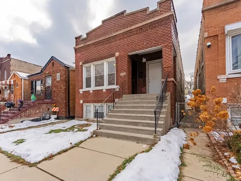 2426 South Central Avenue Cicero IL 60804