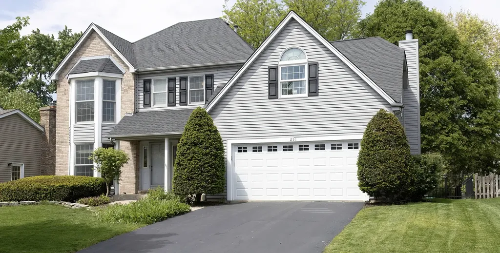251 Millington Lane Aurora IL 60504
