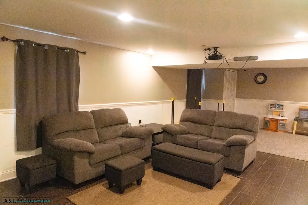 251 Millington Lane Aurora IL 60504