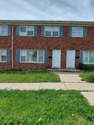 2205 Williamsburg Drive Waukegan IL 60085
