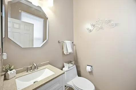 28701 Sawmill Lane Lakemoor IL 60051