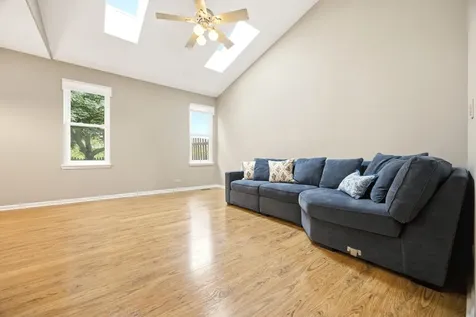 28701 Sawmill Lane Lakemoor IL 60051