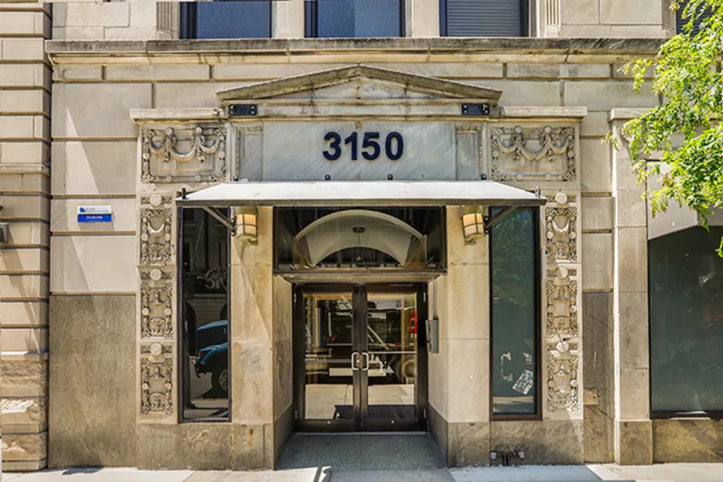 3150 North Sheffield Avenue Chicago IL 60657