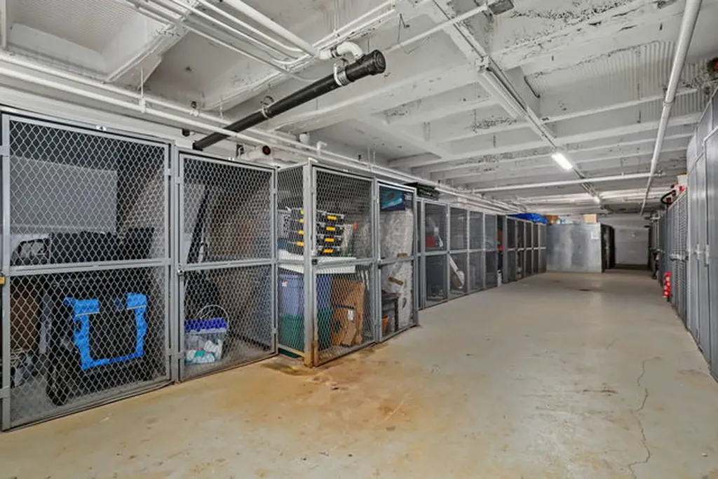 3150 North Sheffield Avenue Chicago IL 60657