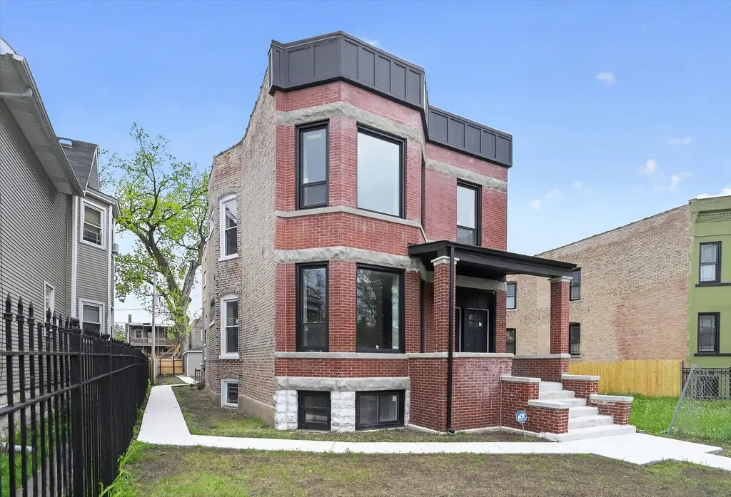 7238 South Union Street Chicago IL 60621
