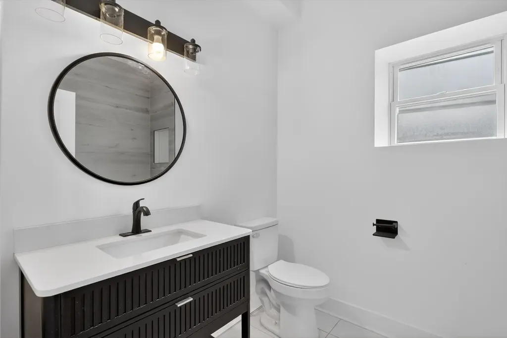 7238 South Union Street Chicago IL 60621