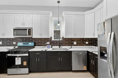 7238 South Union Street Chicago IL 60621