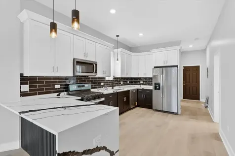 7238 South Union Street Chicago IL 60621