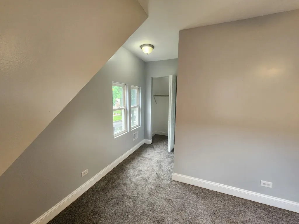 2102 West 68th Place Chicago IL 60636