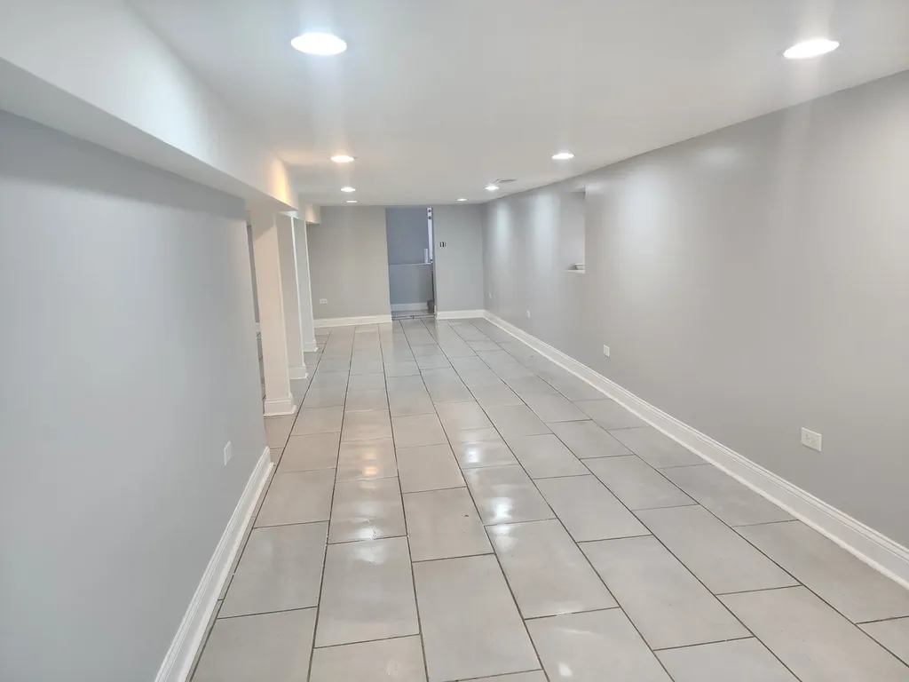 2102 West 68th Place Chicago IL 60636