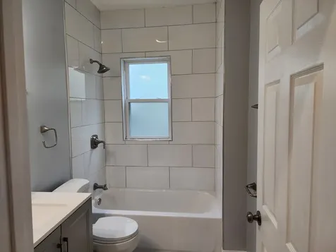 2102 West 68th Place Chicago IL 60636