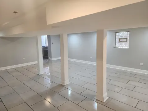 2102 West 68th Place Chicago IL 60636