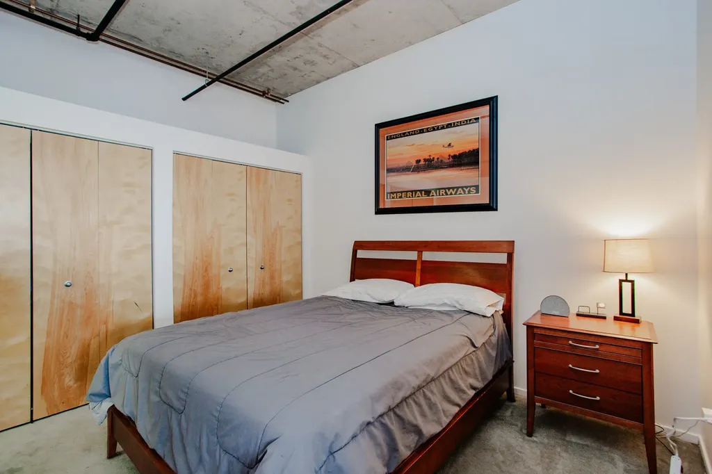 6 South Laflin Street Chicago IL 60607