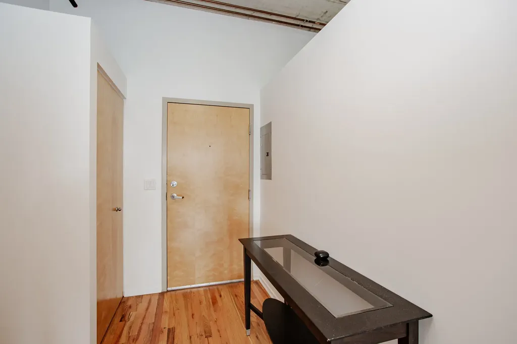 6 South Laflin Street Chicago IL 60607