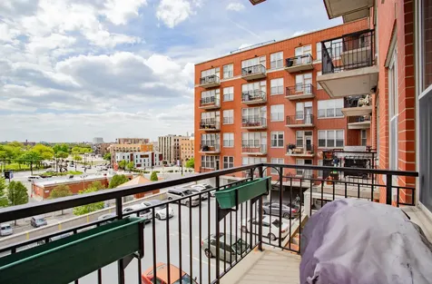 6 South Laflin Street Chicago IL 60607