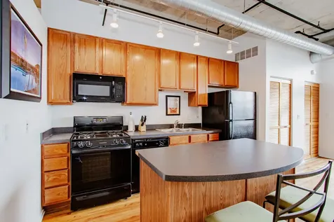 6 South Laflin Street Chicago IL 60607
