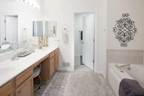 2 Providence Court Cary IL 60013