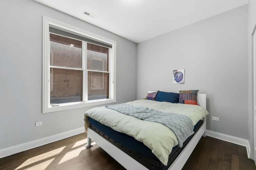 2605 West North Avenue Chicago IL 60647
