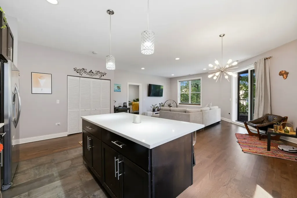 2605 West North Avenue Chicago IL 60647