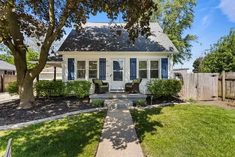 1407 North Walnut Street Champaign IL 61820