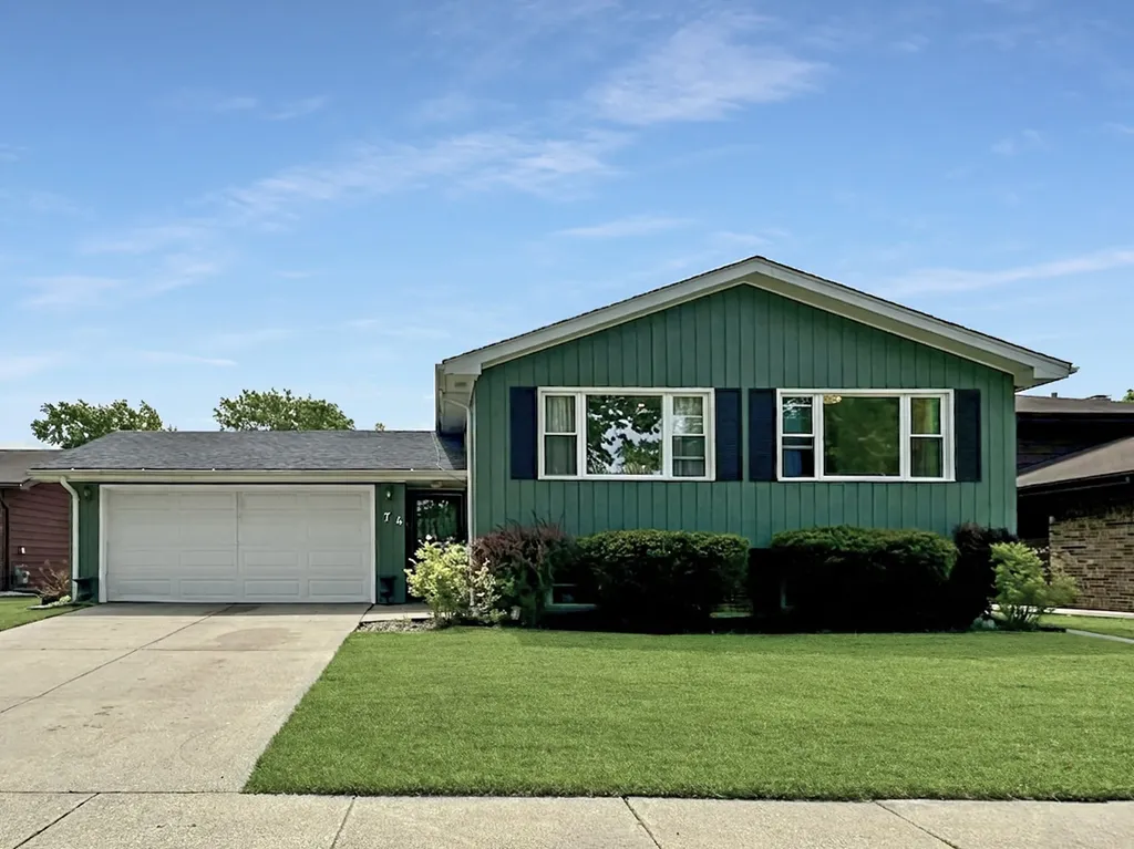 74 Frances Lane Chicago Heights IL 60411