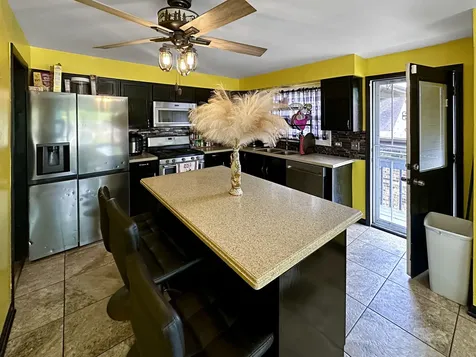 74 Frances Lane Chicago Heights IL 60411