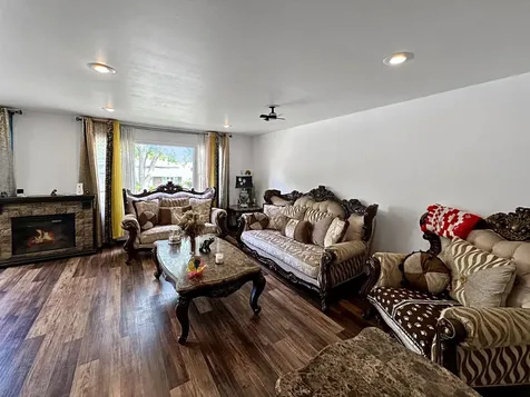 74 Frances Lane Chicago Heights IL 60411