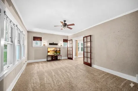 508 South Elmwood Drive Aurora IL 60506