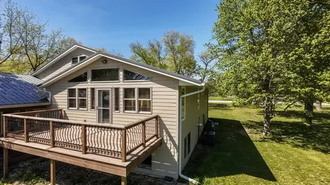 10690 E 1700 North Road Pontiac IL 61764