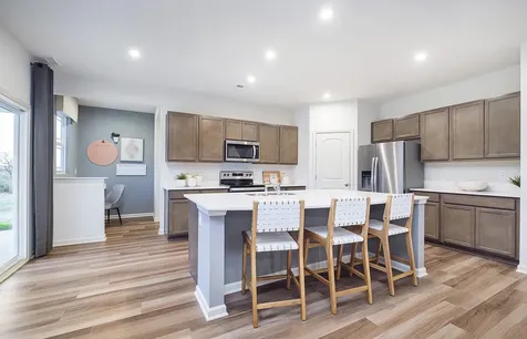 904 Bain Lane Batavia IL 60510