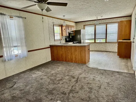 2705 St Vincents Avenue Lasalle IL 61301