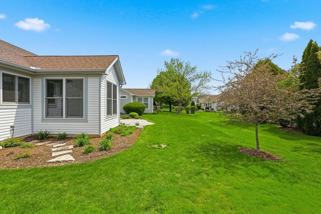 13263 Stonebridge Drive Huntley IL 60142