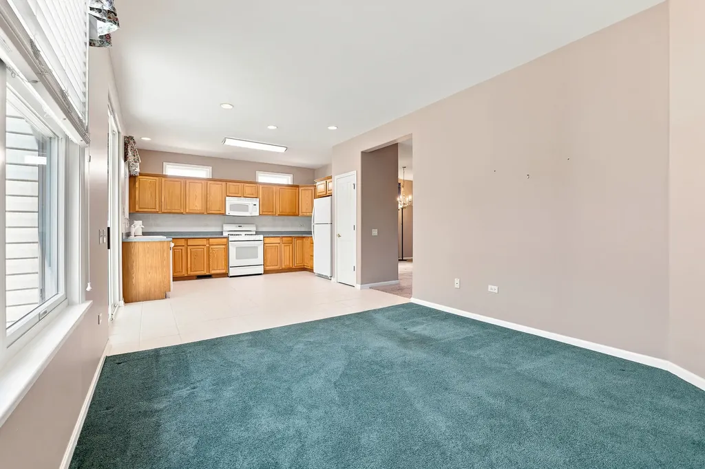 13263 Stonebridge Drive Huntley IL 60142