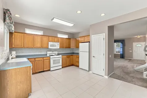 13263 Stonebridge Drive Huntley IL 60142