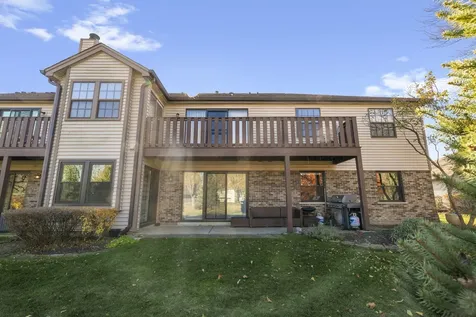 876 Stradford Circle Buffalo Grove IL 60089