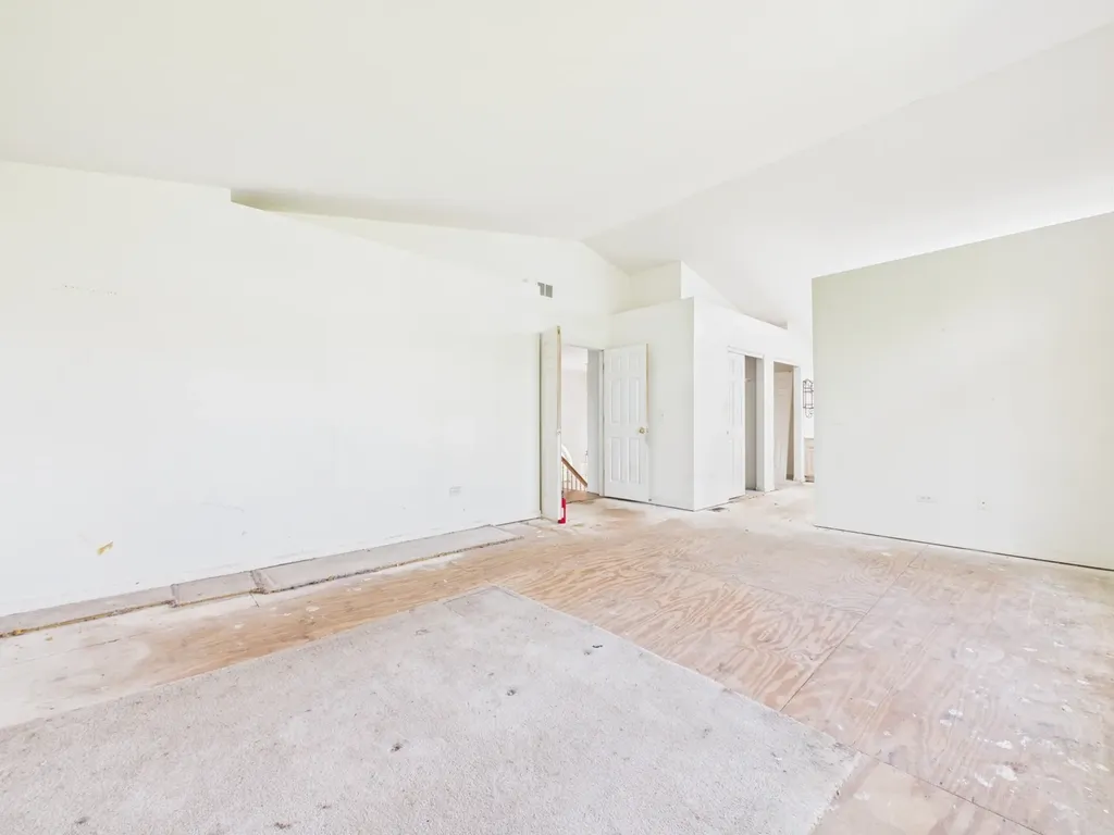158 Cider Street Bolingbrook IL 60490